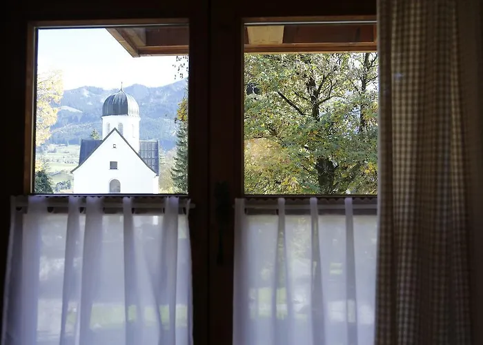 Gaisbock Der Dorfurlaub فيشن